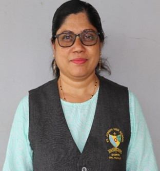 Mrs. Pratima Fernandes, teacher at St Joseph High School Ghorpadi